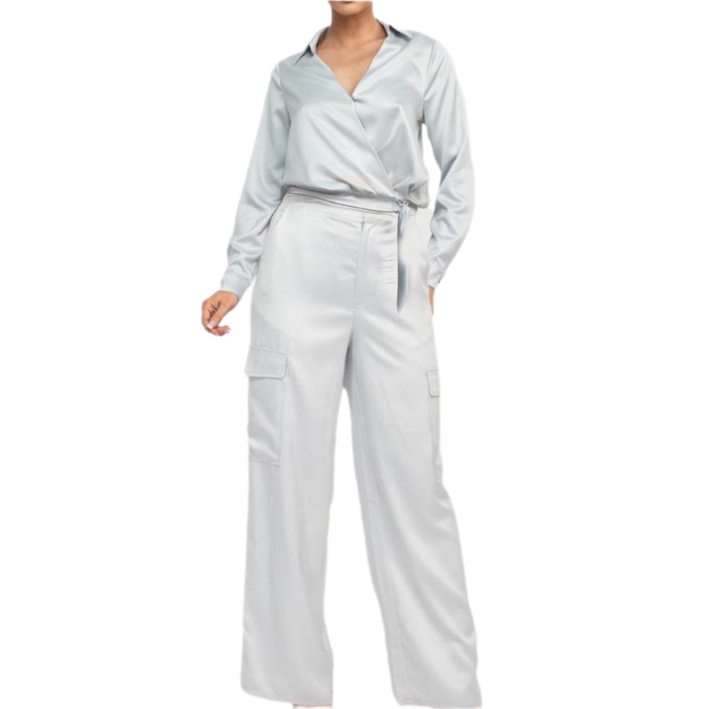 Haute Monde Light Gray Two Piece Set Faux Wrap Top Cargo Pants Medium